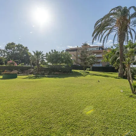 Homes Hesperides 914 Apartment